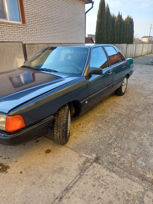 Продам aydi 100 обем 1,8 бензин газ