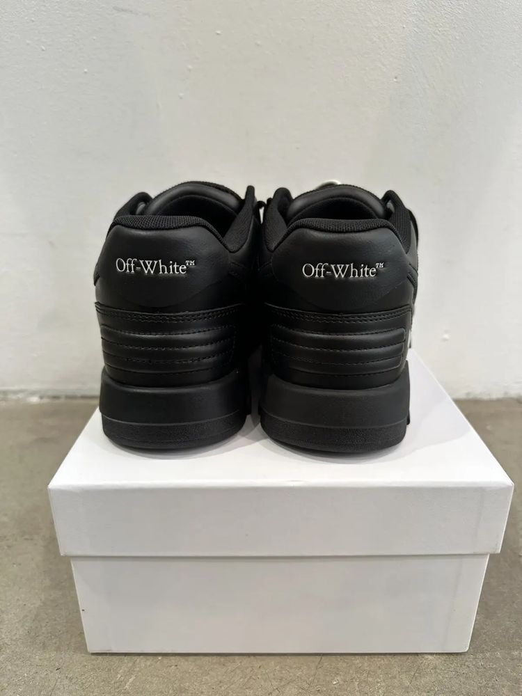 OFF-WHITE Out Of Office ''For Walking'' (new in box)