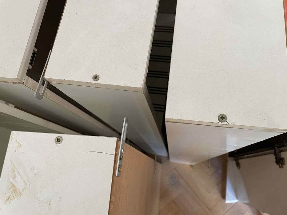 6x gablota z plexi i szklanymi półkami