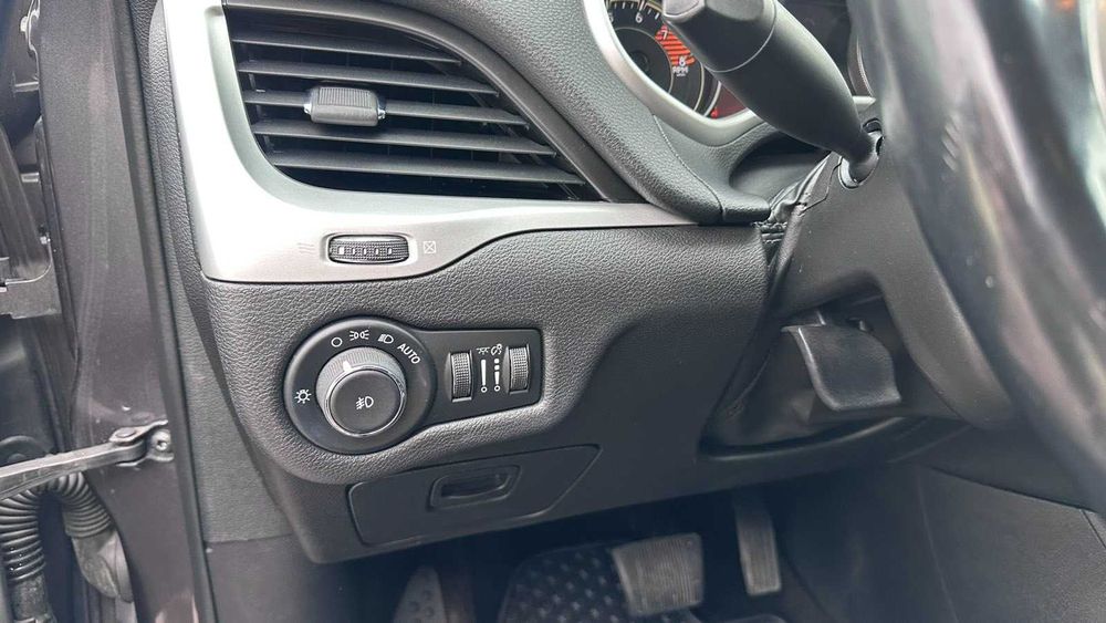 Продам Jeep Cherokee 2017