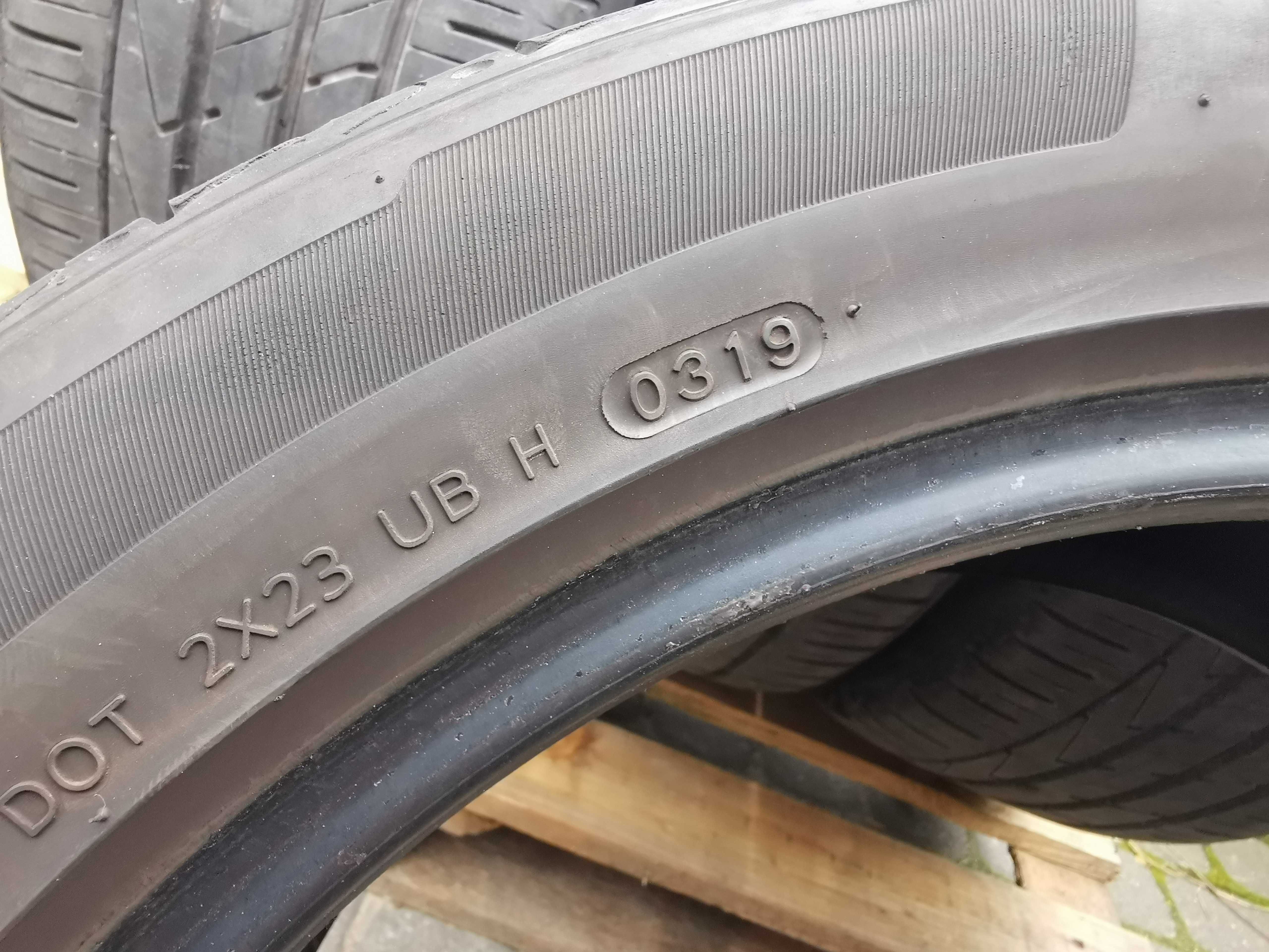 Komplet,  4 opony Hankook Ventus S1 Evo 2  SUV  235/50R19 99V