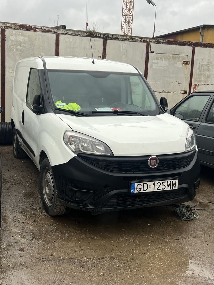 Fiat doblo Mały przebieg !!! Polski salon !!!