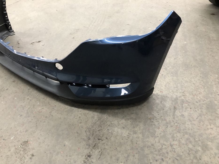 Продам Ориг бампер  под ремонт мазда сх5 2018 год