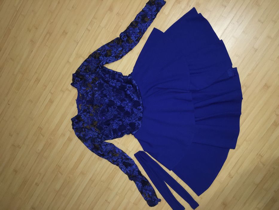 Платье нарядное