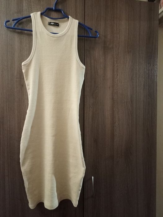 Нове плаття в рубчик