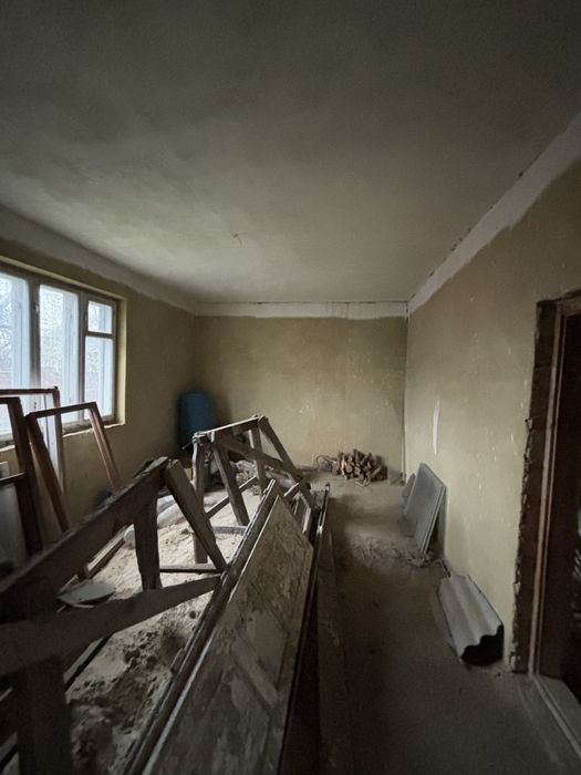 р Будинок з ділянкою 20 соток, можливість озера, укріплений фундамент