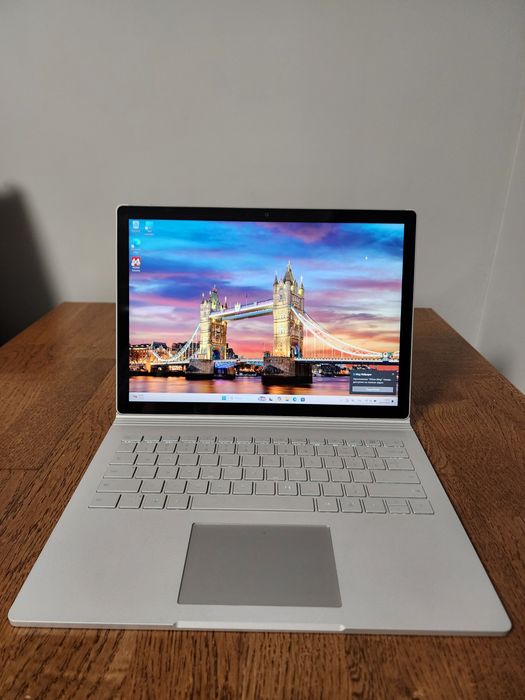 Surface BOOK 3 13.5" i5 8/256 Wind 11Pro