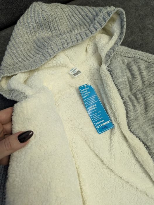 Тепла кофта з капюшоном 98-104 , шапка