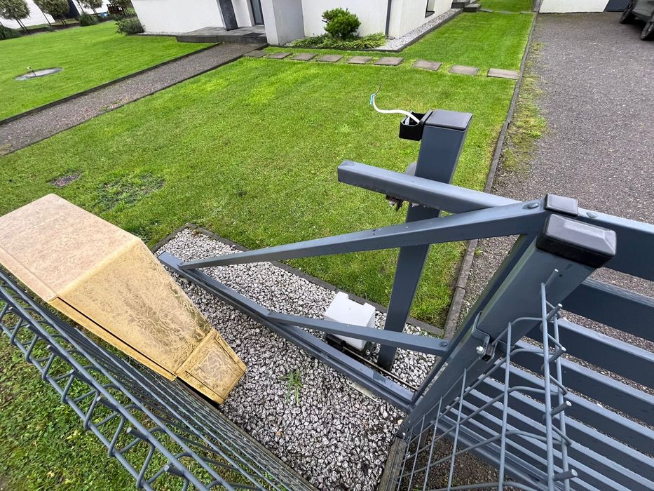 Brama przesuwna + furtka