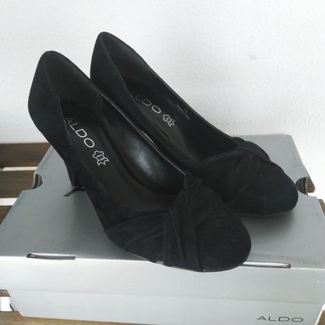 Sapatos Salto alto pretos camurça Aldo