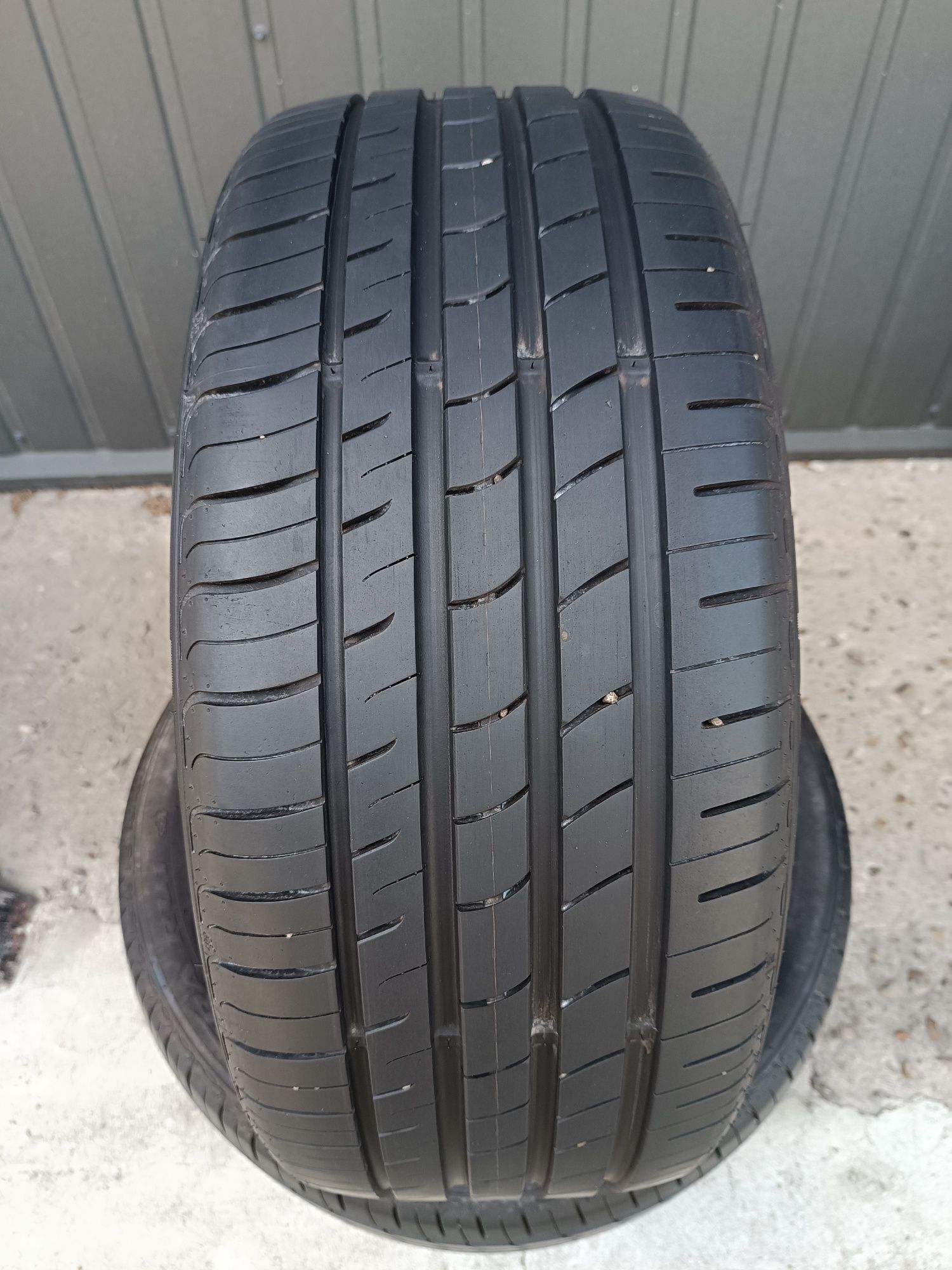 Літні шини 255/45/19 Nexen NFera RU1 2024