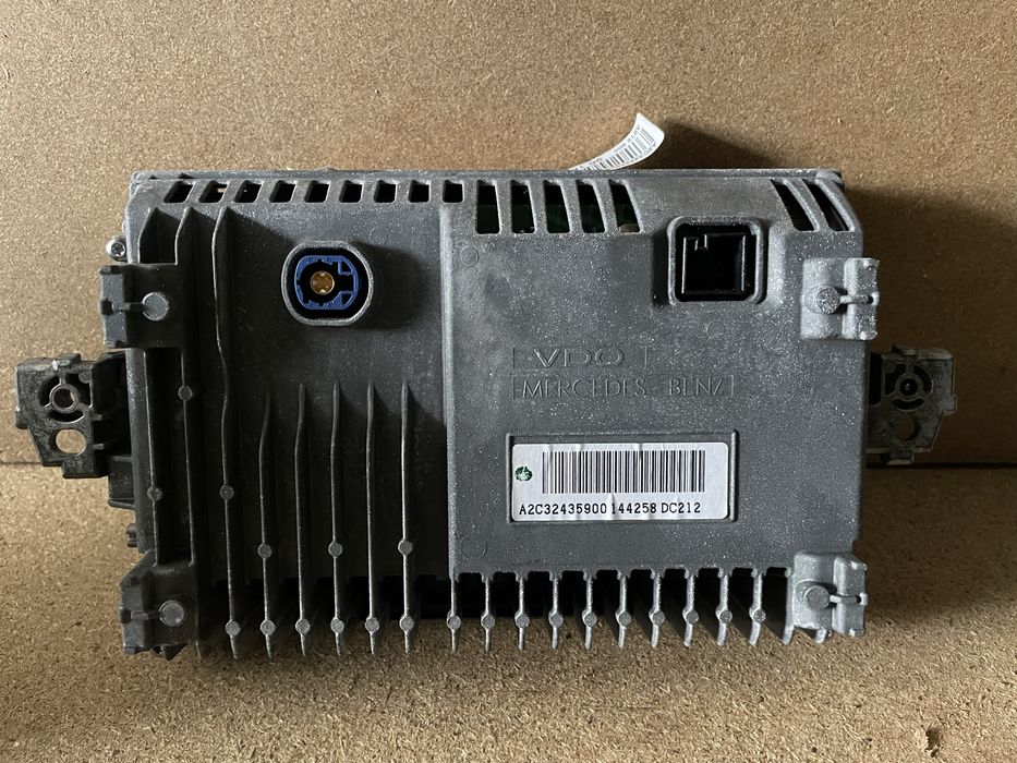 Wyswietlacz ekran Radia Navi Mercedes E klasa w207 w212 cls w218