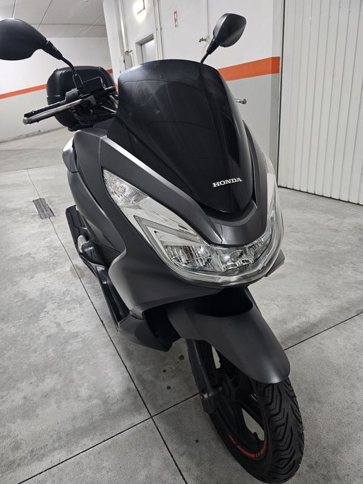 Honda PCX em bom estado
