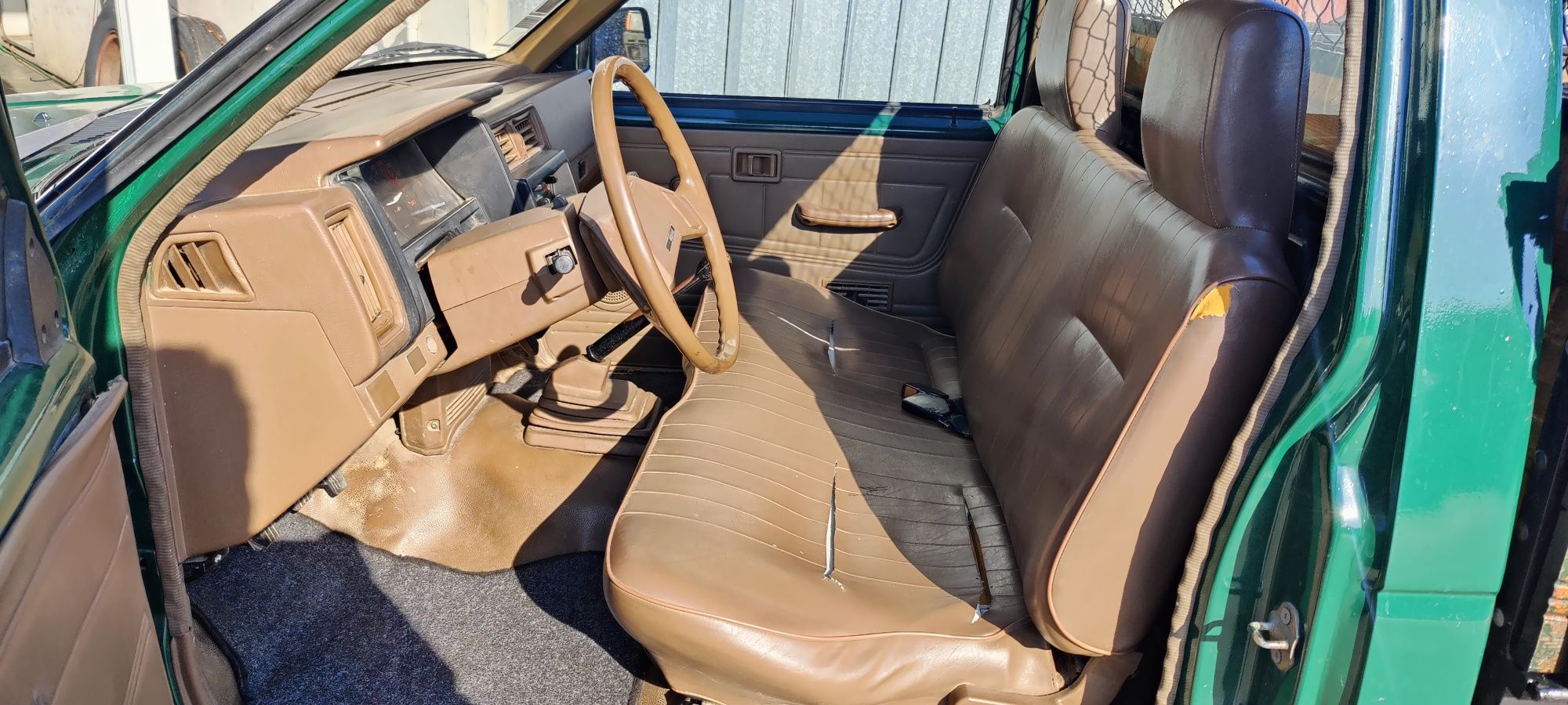 Nissan d21 2.3 1 dono