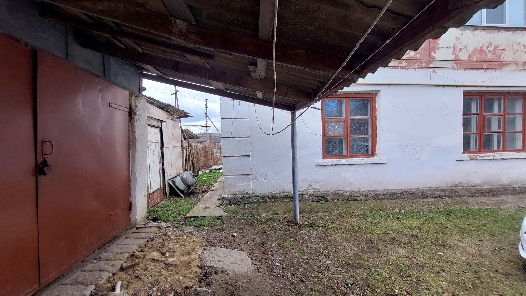 Продам 2-кімнатну квартиру. Вул.Беделя,9. с.Серебрія.