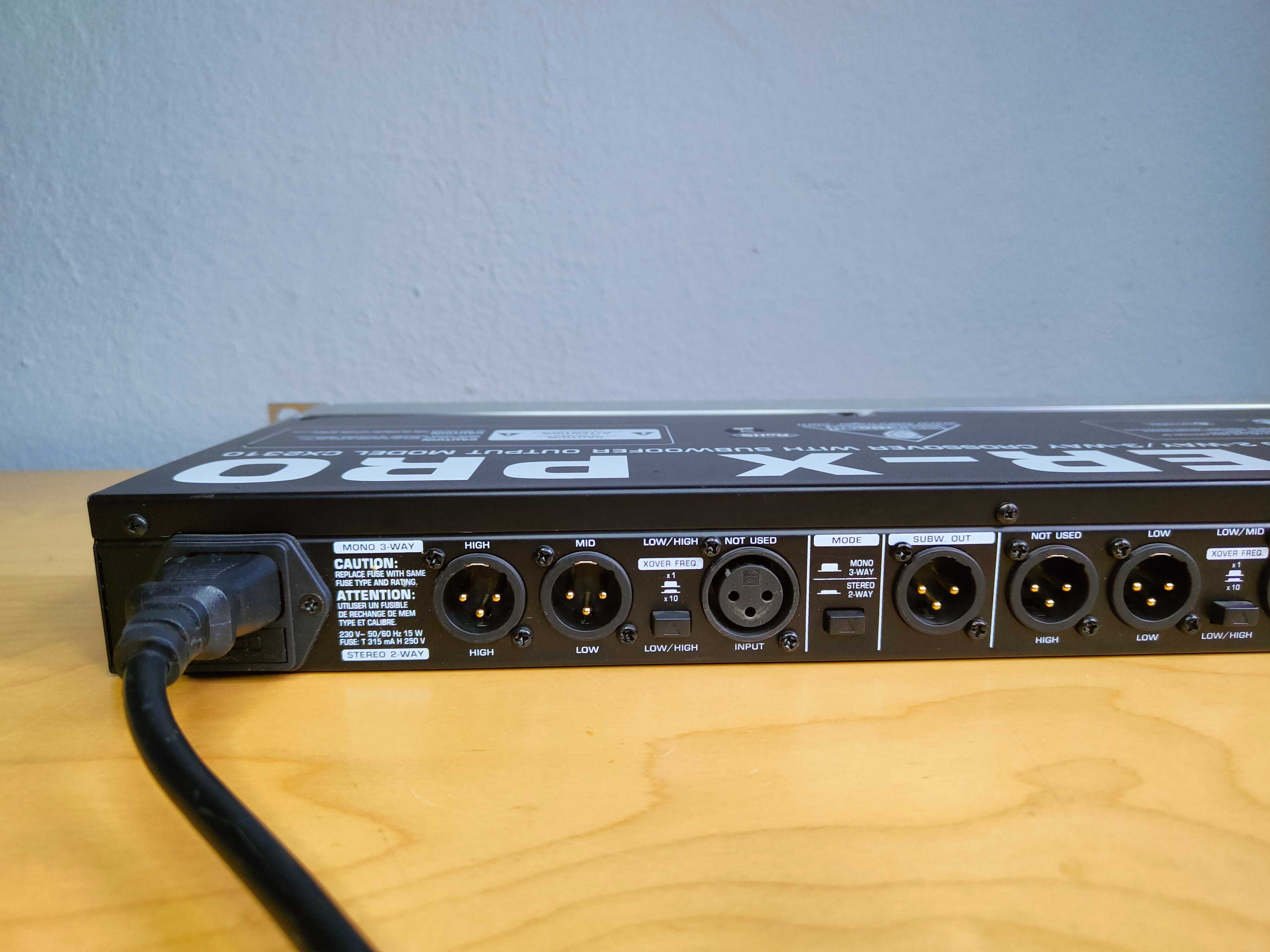 Crossover zwrotnica Behringer SUPER-X PRO CX2310