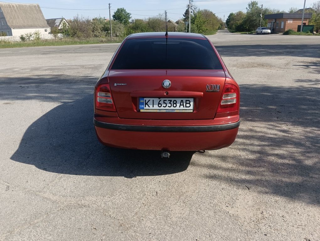 Skoda Octavia tour 1.6mpi 8v