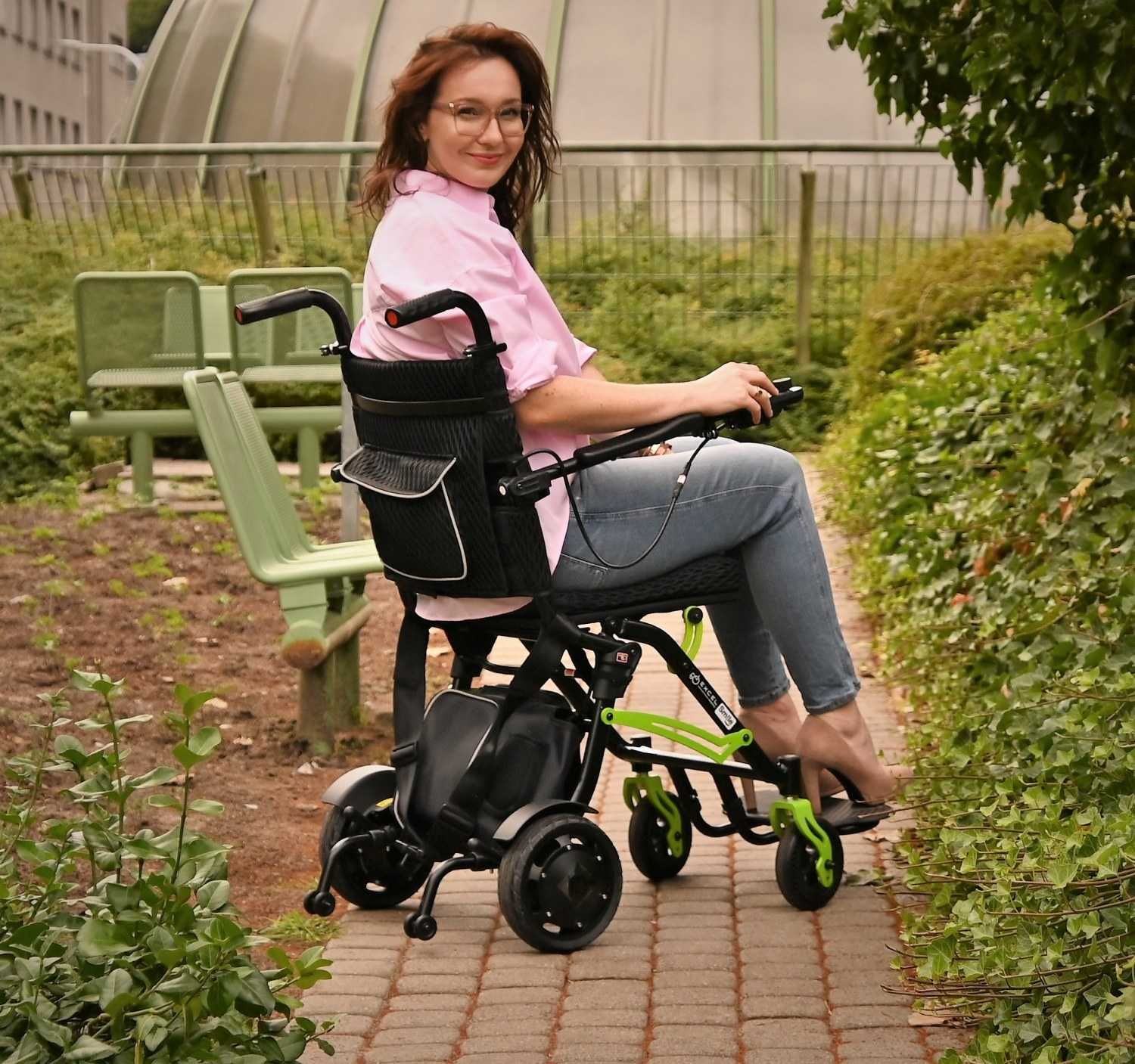 SMILE ultralekki wózek inwalidzki z dofinansowaniem