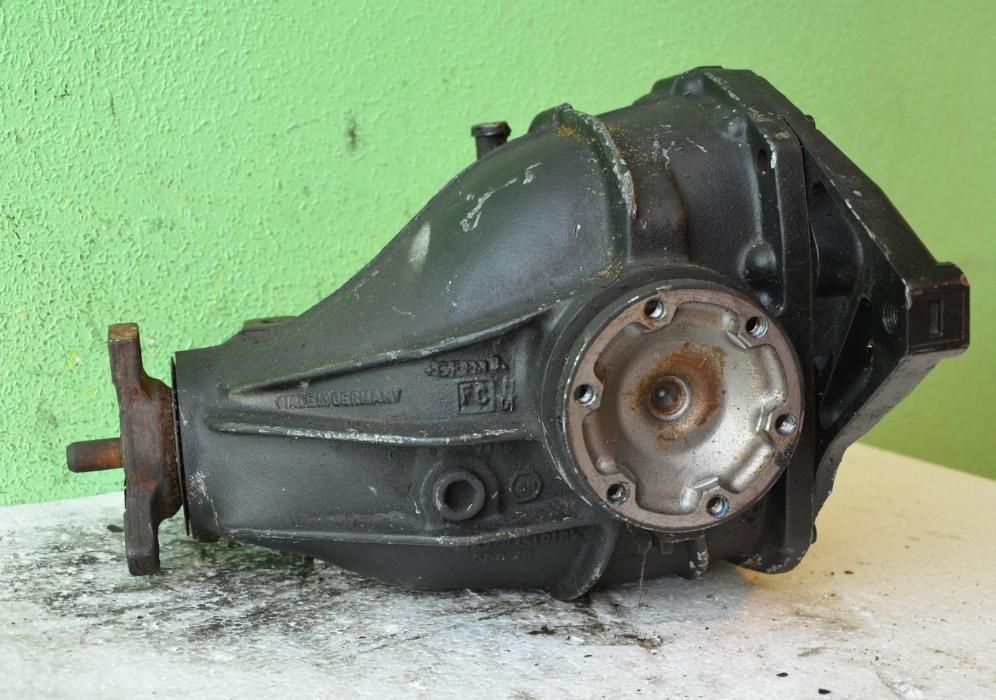 Dyfer Dyfernecjal Tył Tylny MERCEDES Przełożenie 2.82