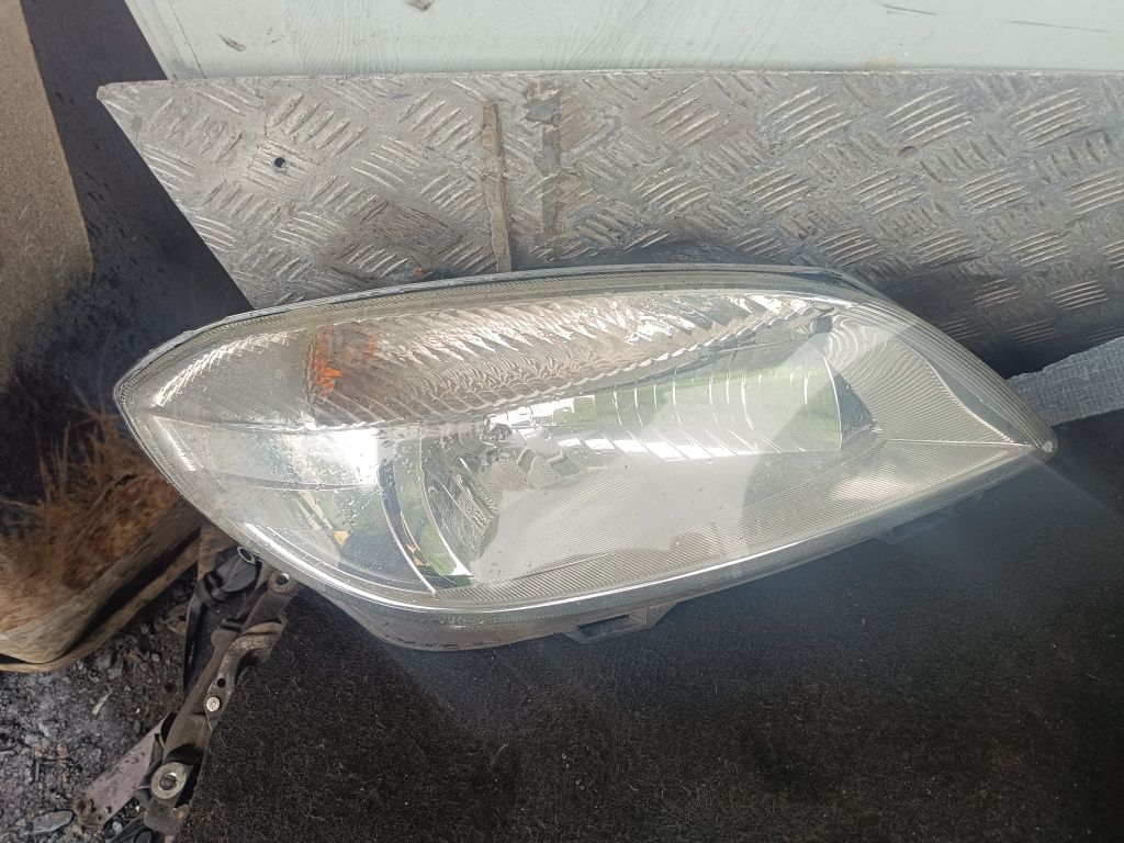 Lampa prawa Skoda Roomster . Fabia 2.