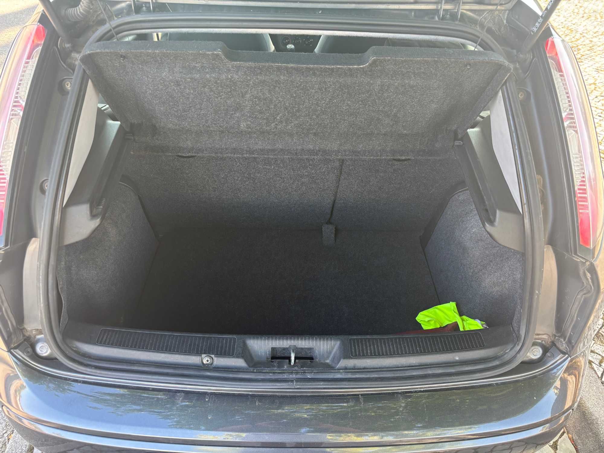 Fiat Punto Evo 1.3Diesel  184Mil c/Garantia 99/mês