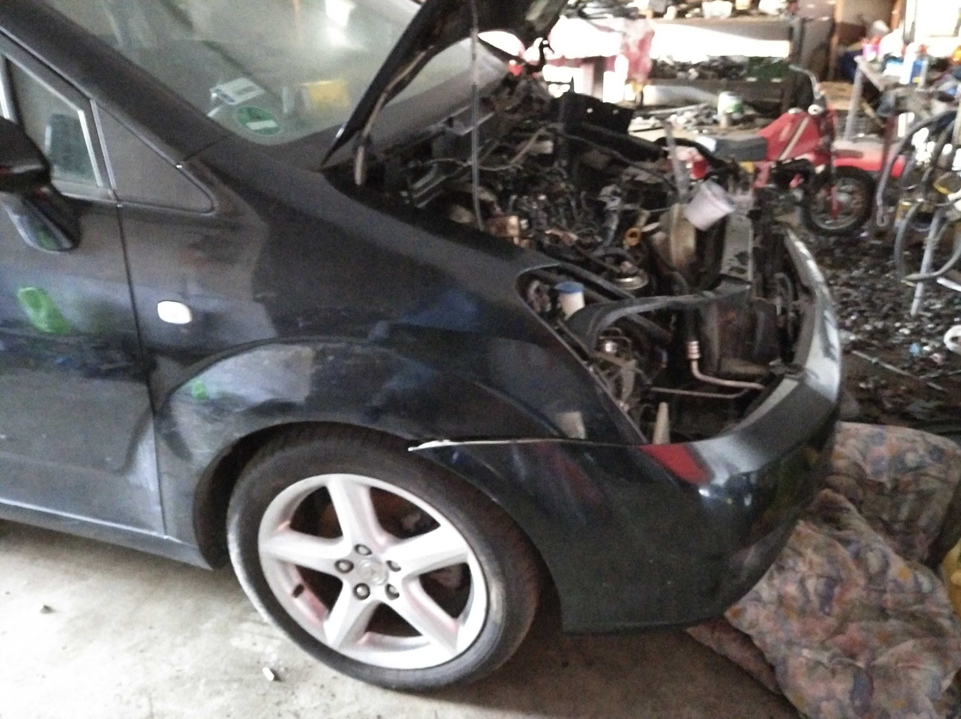 Toyota corolla verso  silnik 2.2 177km d cat  alternator rozrusznik