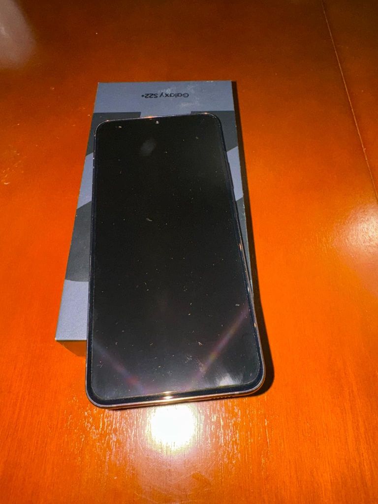 Samsung galaxy s22 + plus 8/256Gb