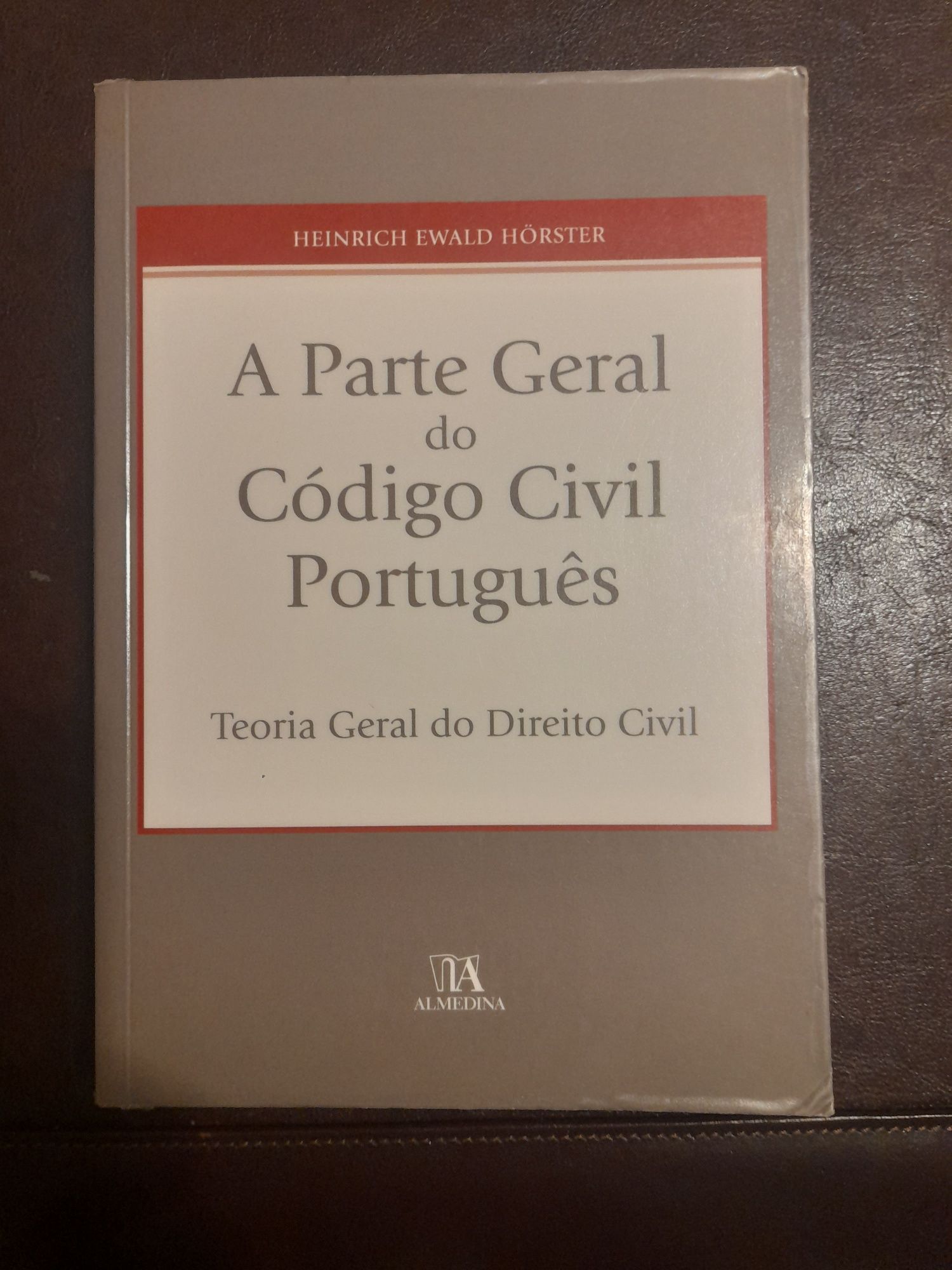 Livro A Parte Geral do Código Civil Português.