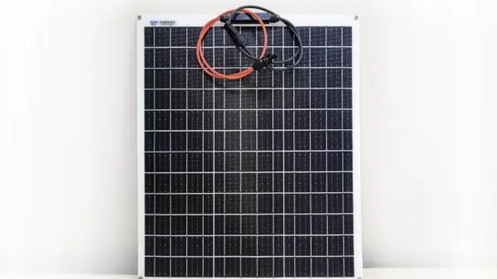 Портативная солнечная зарядная станция Proenergo 300W с АКБ 12A