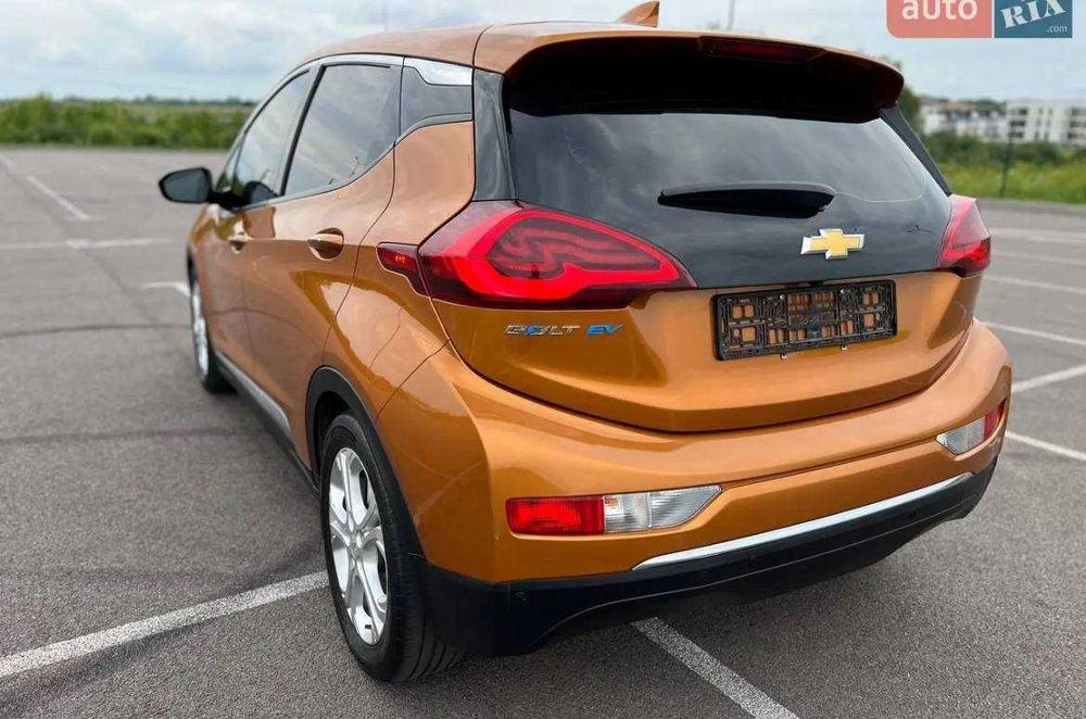 Оренда авто під виплату чи проста оренда Chevrolet Bolt/Kia Niro/Tesla