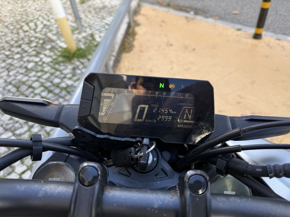 Vendo Honda Cb 125 r