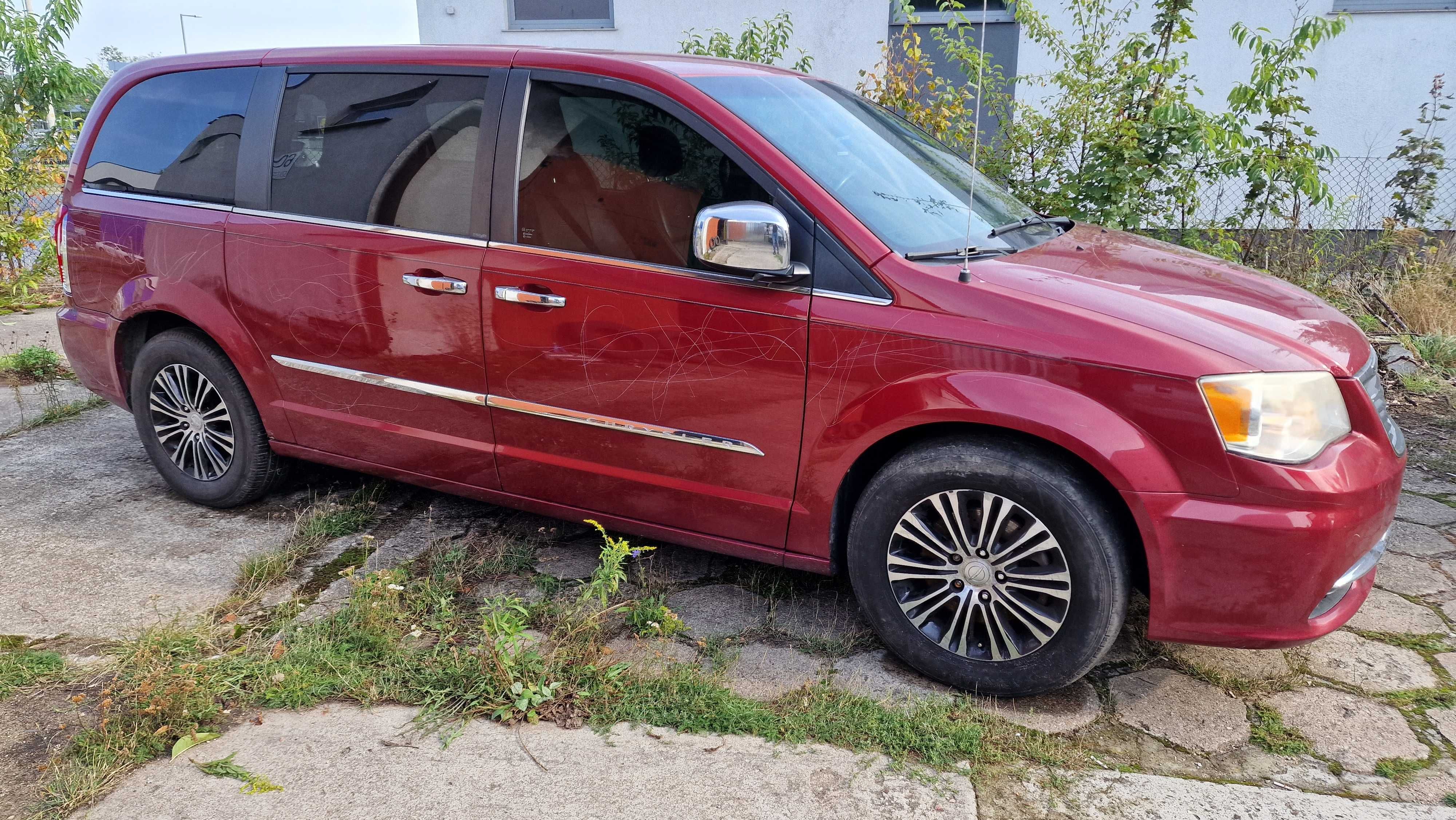 Chrysler Town Country 3.6 2013 Lift skóra DVD elektr drzwi bezwypadek