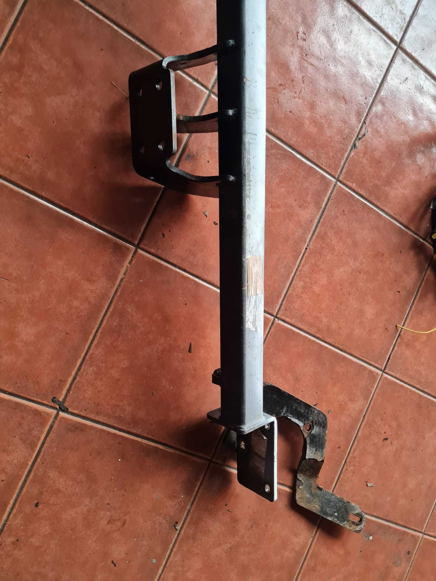 Gancho de reboque Renault Clio e Fiat Ducato