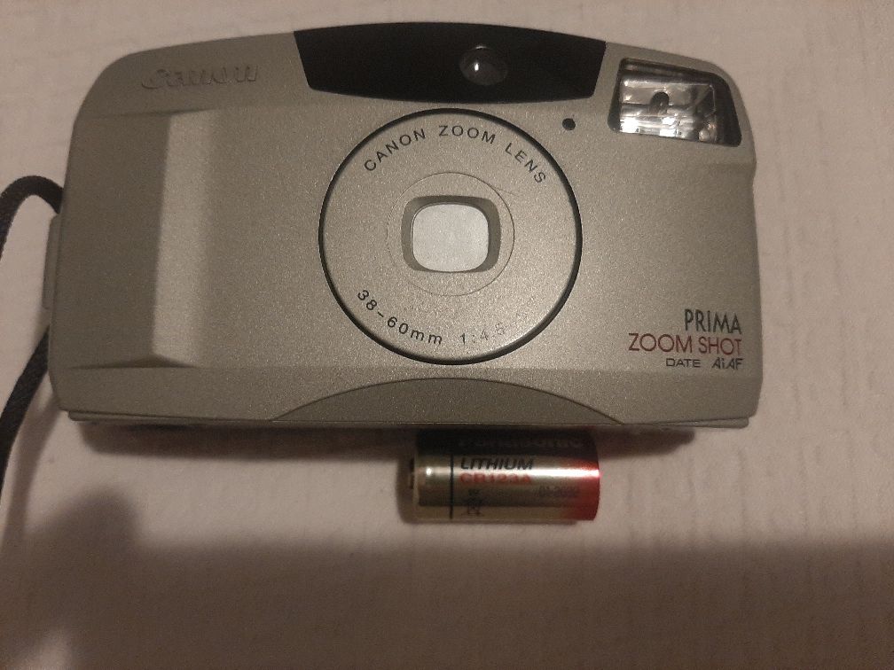 Máquina fotográfica de rolo CANON PRIMA ZOOM SHOT