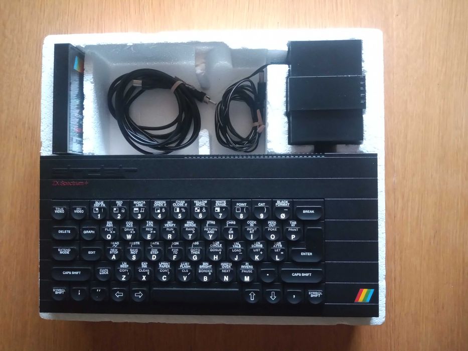 Sprzedam komputer Sinclair ZX Spectrum Plus