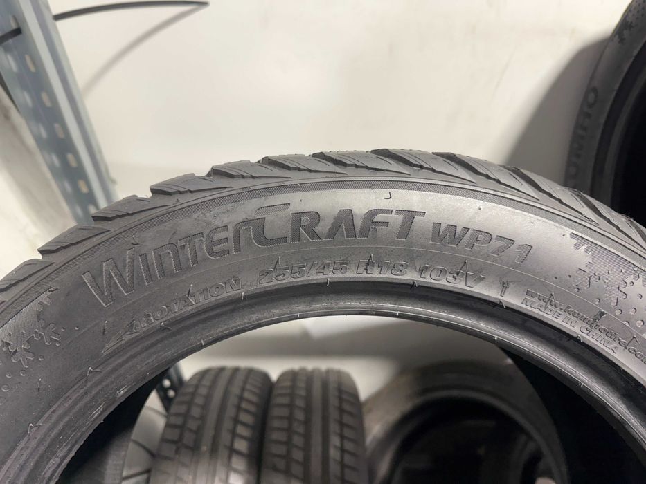 Opony Zimowe 255/45/18 Kumho WinterCraft Komplet #Z929