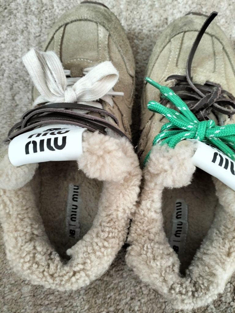 New Balance Miu Miu 530 SL
