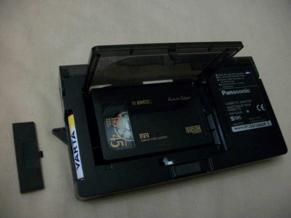Видеокассета Panasonic . Адаптер VHS . VW-TCA-7E . Made in Japan. Цена