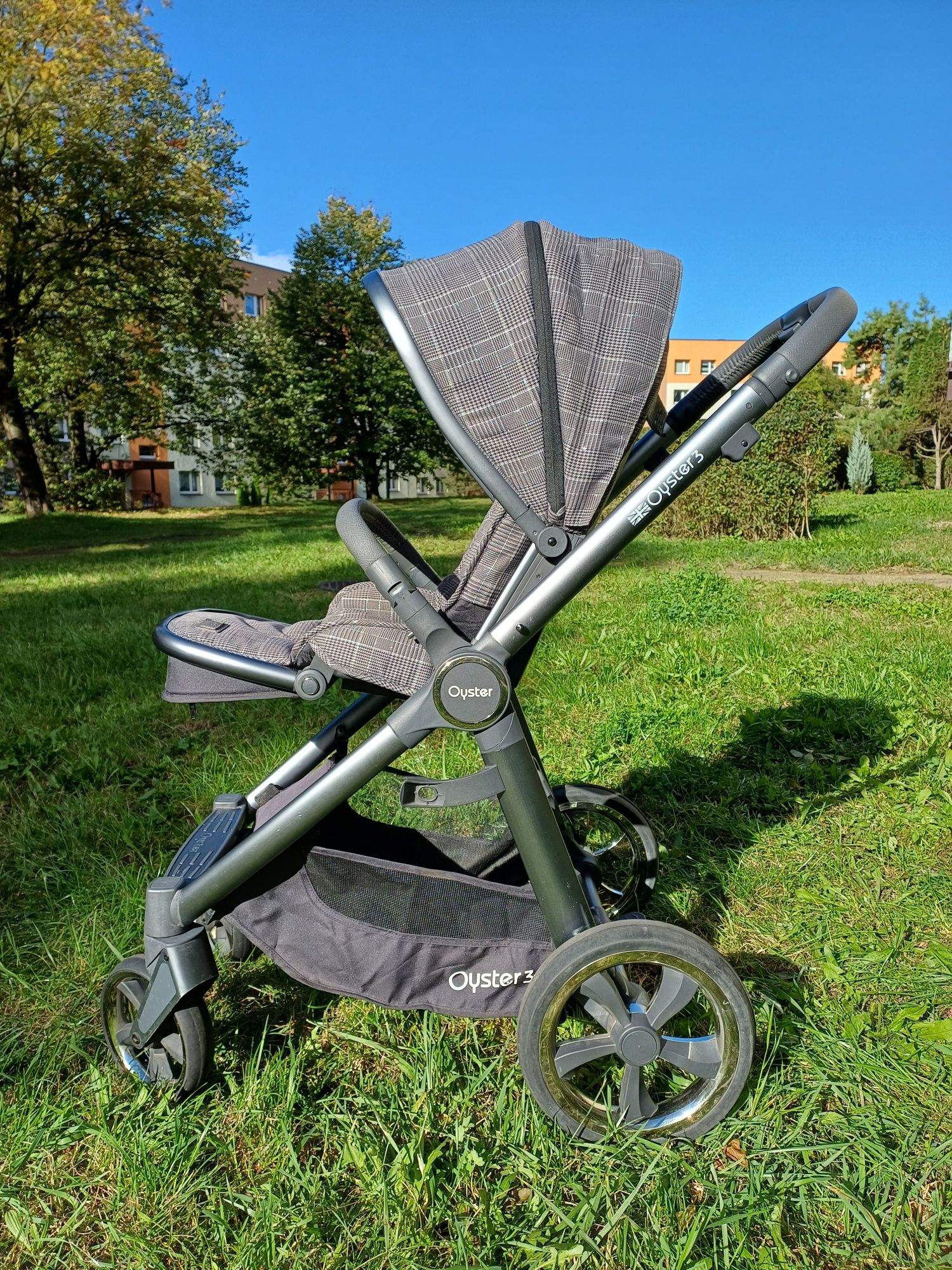 Wózek Oyster 3 spacerówka i gondola 2w1