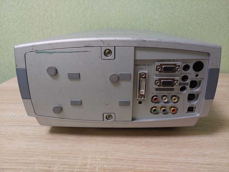 Проектор Sanyo PLC-XT16