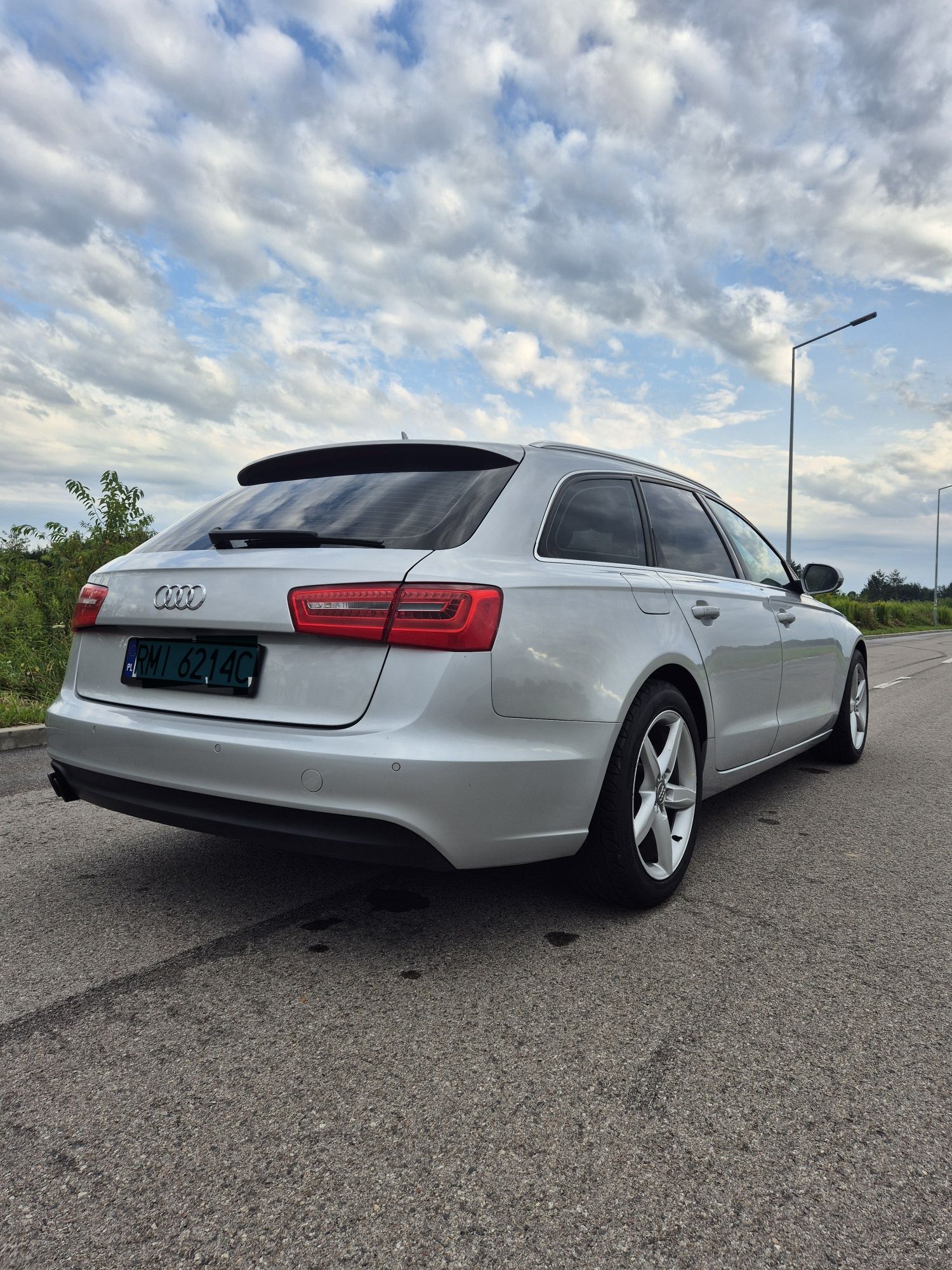 Zadbane Audi a6 c7  kombi 2.0 tdi manual