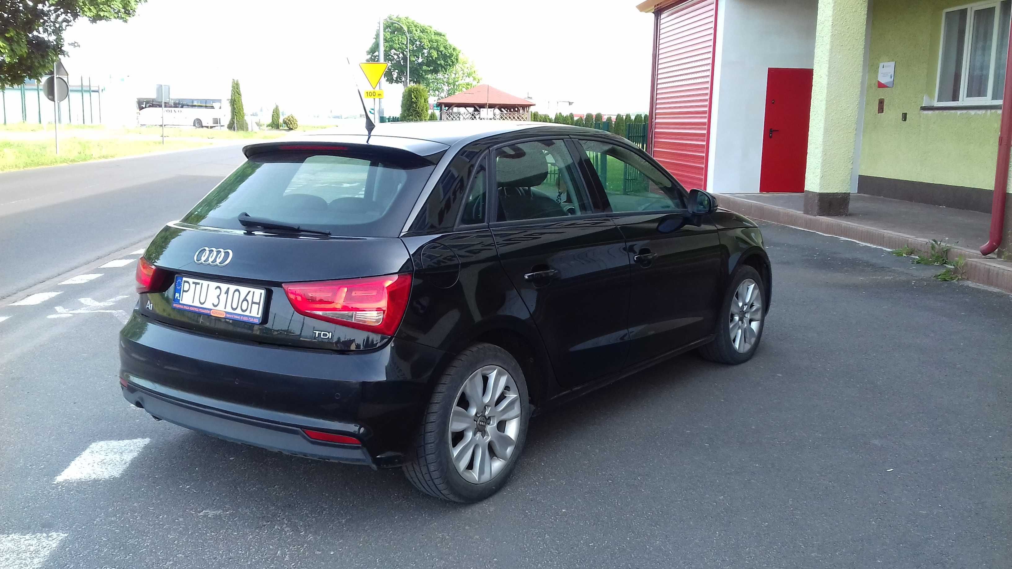 Sprzedam  AUDI A1 LED