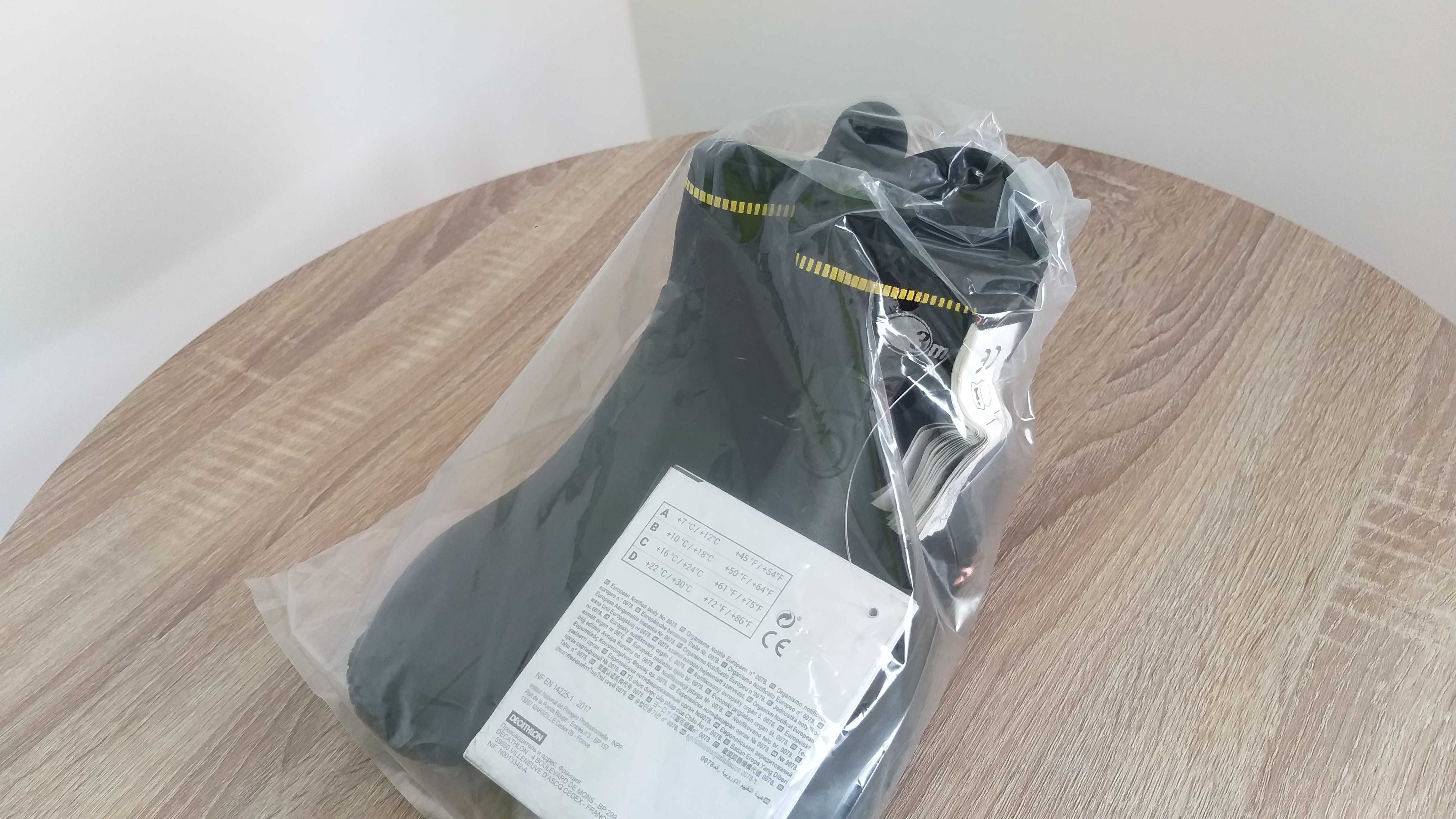 Botas de mergulho / pesca Decathlon Novos 42-43