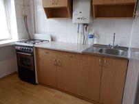 Продам 1-но кімн кв-ру 31 м2  3\5 пов,цегла пр-т Грушевського Чернігів