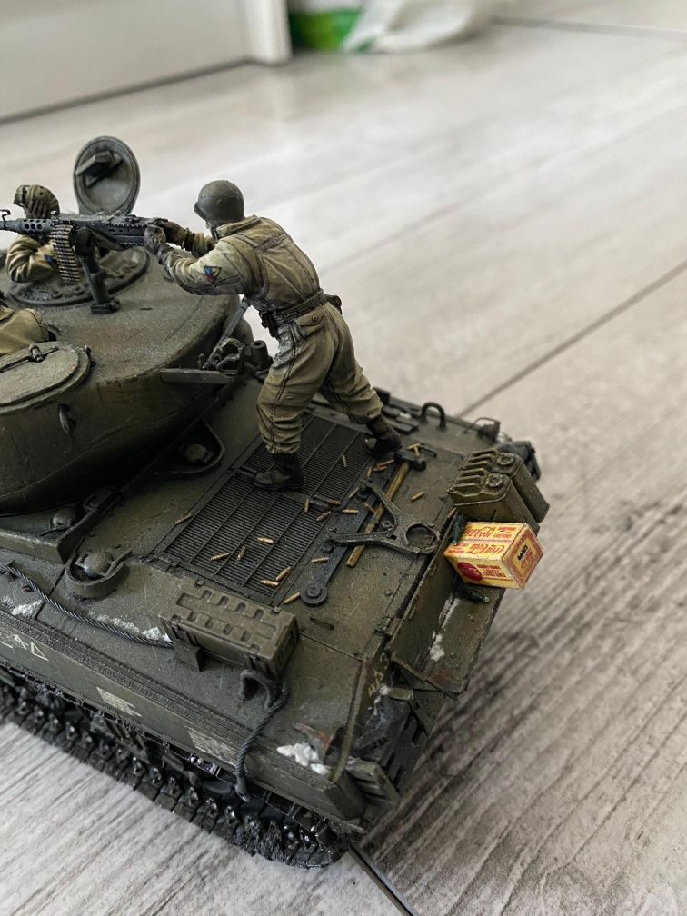 Sherman 1/35 gotowy, friulmodel