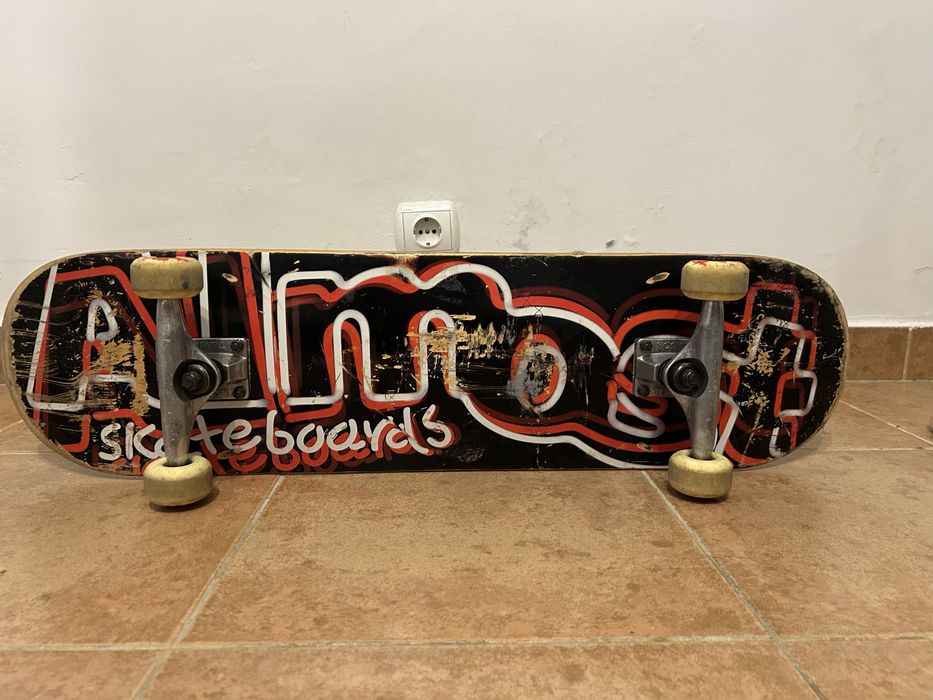 Skate Almost – em bom estado