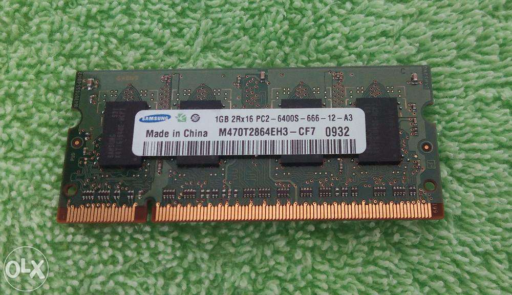 Memoria SAMSUNG para portátil DDR2 - 1GB