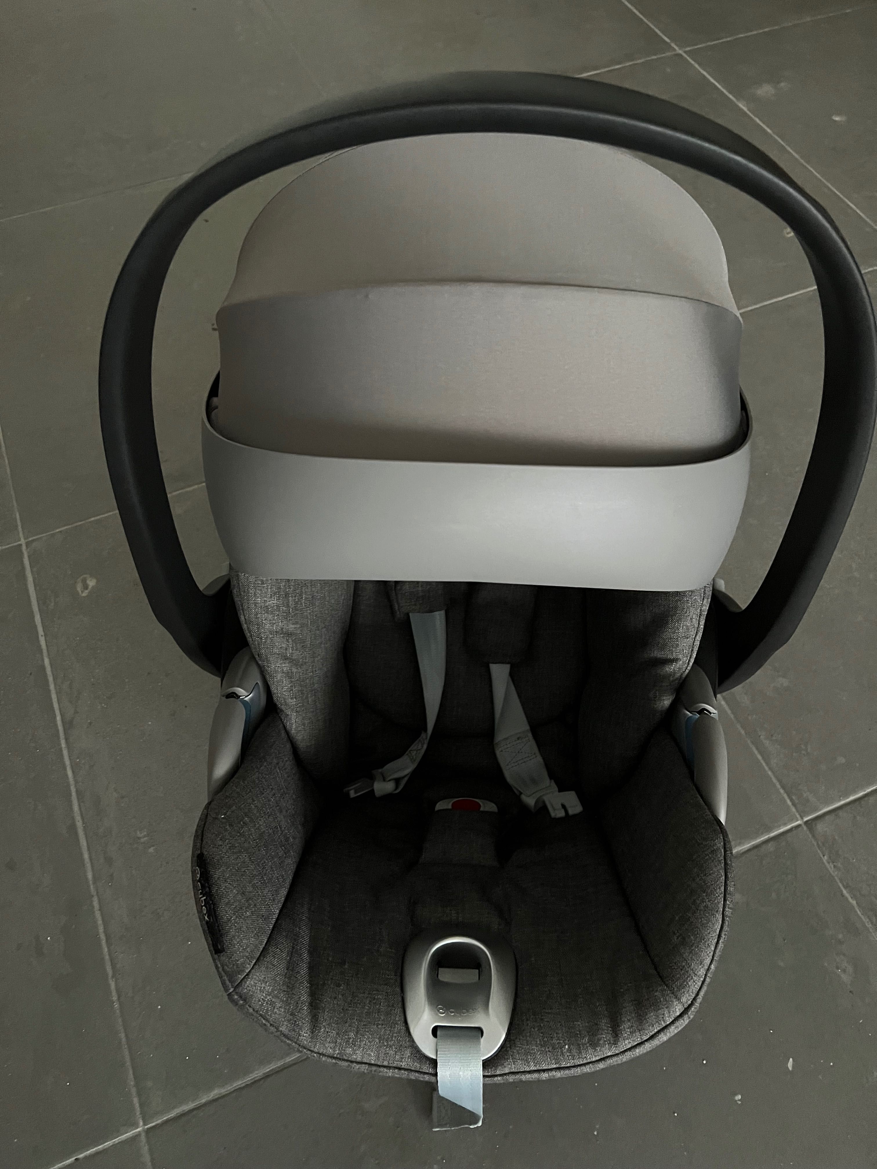 Ovo Cybex Cloud Z2 i-size plus oferta capa da chuva cybex