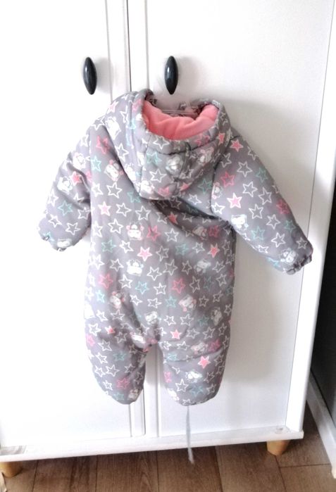 szary zimowy kombinezon pepco baby 80 z kapturem dla dziewczynki