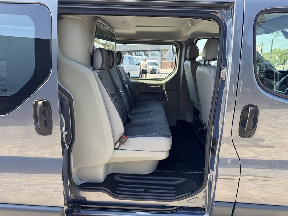 Opel Vivaro 2014 freshauto
